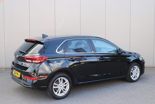 Hyundai I 30 1.5 T-GDi MHEV Automaat Premium Sky Carplay-android/Open-dak/Winter-pack/Full-LED