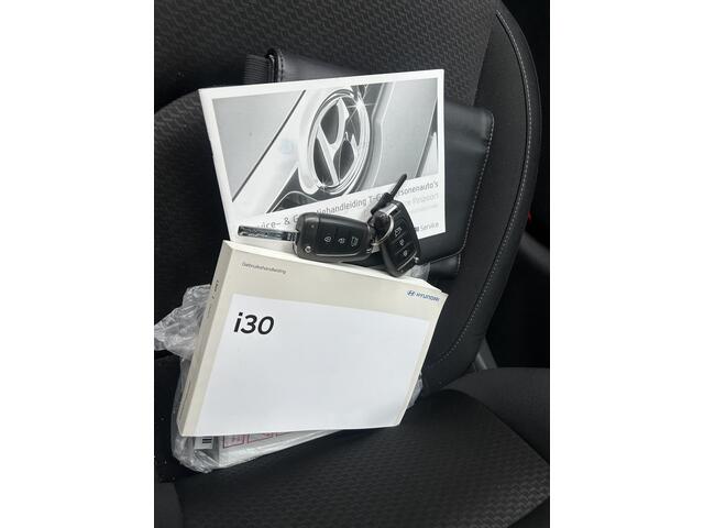 Hyundai I 30 1.0 T-GDI First Edition | CarPlay | Camera | Climate control |