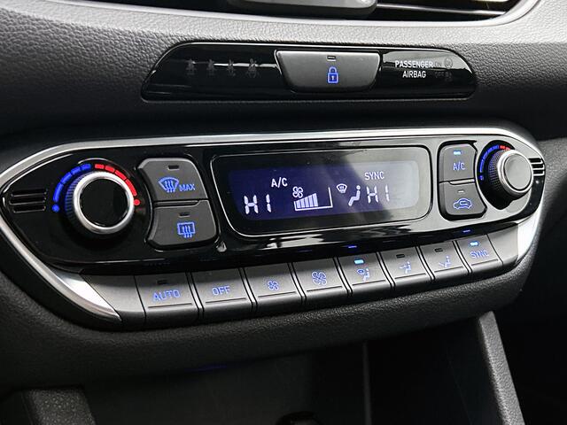 Hyundai I 30 1.0 T-GDi MHEV Comfort Smart | Apple Carplay / Android Auto (Navigatie) | Trekhaak | Parkeersensoren achter | Climate control |