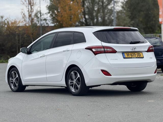 Hyundai I 30 1.6 GDi Comfort AUTOMAAT/PDC/STOELVERWARMING/CRUISE