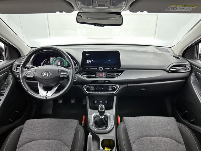 Hyundai I 30 1.0 T-GDi MHEV Comfort Smart | Apple Carplay / Android Auto (Navigatie) | Parkeersensoren achter | Climate control |