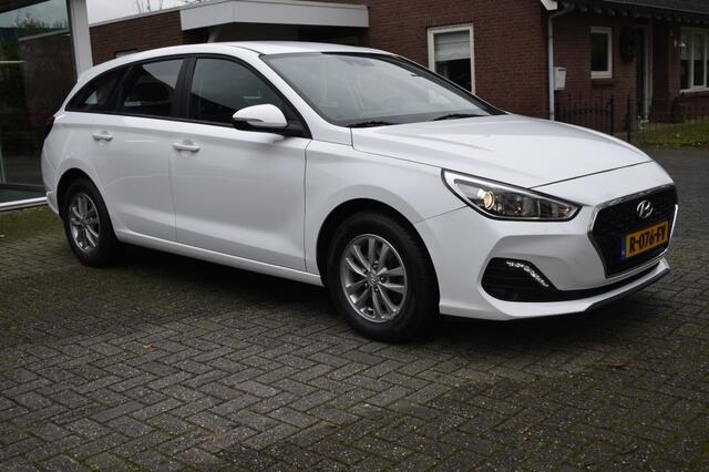 Hyundai I 30 1.4i Comfort AIRCO CRUISE LMV