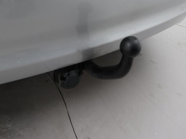 Hyundai I 30 Wagon 1.6 GDi 135 PK BUSINESS EDITION + TREKHAAK | CRUISE | AIRCO