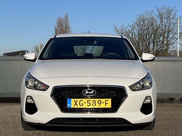 Hyundai I 30 1.0 T-GDI 120PK i-Drive Cool | Compacte familieauto | Parkeersensoren | Cruisecontrol | 1ste Eigenaar |