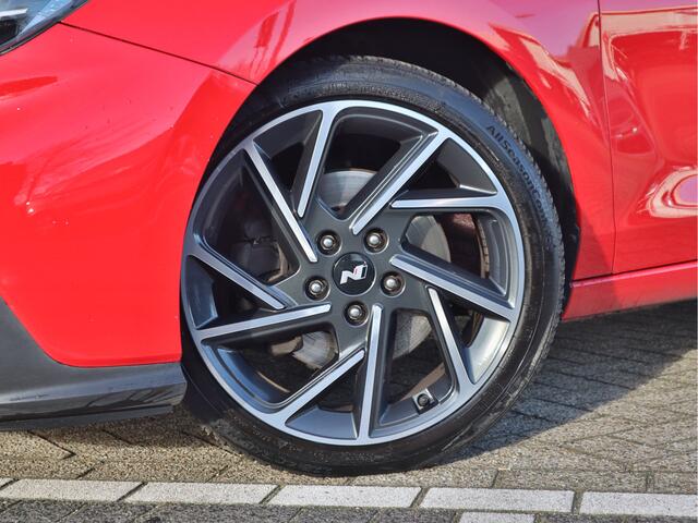 Hyundai I 30 1.5 T-GDi MHEV N Line | Camera | Navigatie | Stoel/Stuurverwarming | Stoelgeheugen | Tot 5 Jaar Hyundai Garantie |