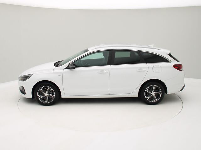 Hyundai I 30 Wagon 1.5 T-GDi MHEV Premium Aut. / Leder / Camera / Navi / Origineel NL