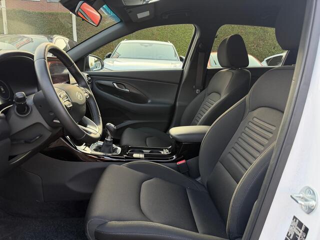 Hyundai I 30 1.0 T-GDi Comfort Smart / LED / Navi / CarPlay / Camera