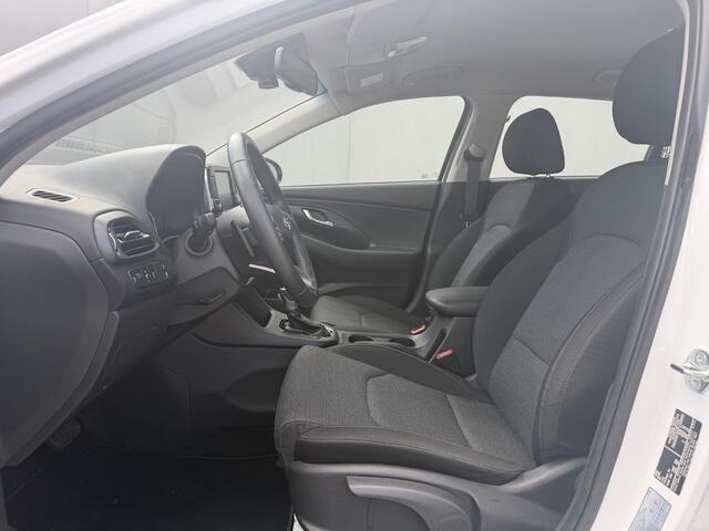 Hyundai I 30 Wagon 1.0 T-GDi MHEV Comfort Automaat / Facelift / Camera / Navigatie via AppleCarplay & Android auto / Parkeersensoren / Multimedia Bluetooth / DAB /
