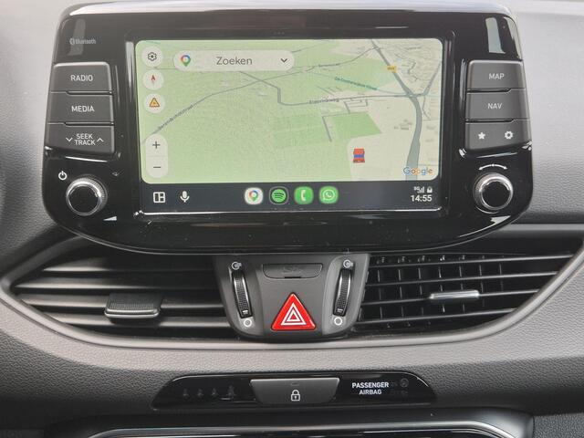 Hyundai I 30 N 2.0 Handgeschakeld / Dealer onderhouden / Trekgewicht 1600 kg / Stuur- & Stoelverwarming / Achteruitrijcamera / Cruise control / Draadloze telefoon lader / Keyless Entry/Start / Apple Carplay Android Auto / Climate control / Navigatie /