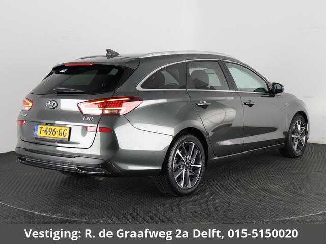 Hyundai I 30 Wagon 1.5 T-GDi MHEV Premium | Stuur-/Stoelverwarming | Navigatie | Parkeersensoren voor & Achter |