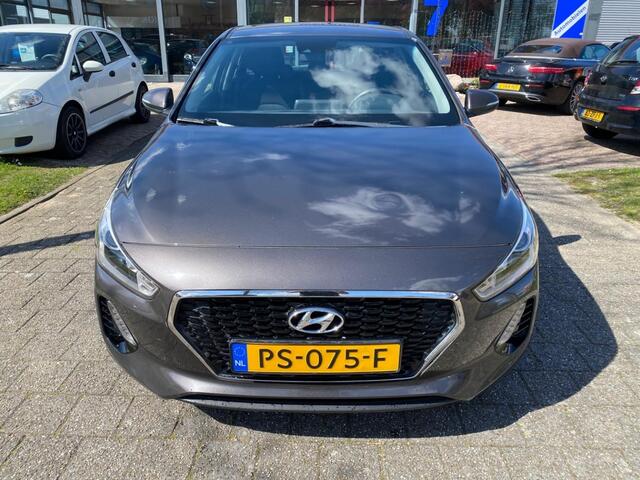 Hyundai I 30 1.6 CRDi Comfort Achteruit rij cam BJ 2018 !!!