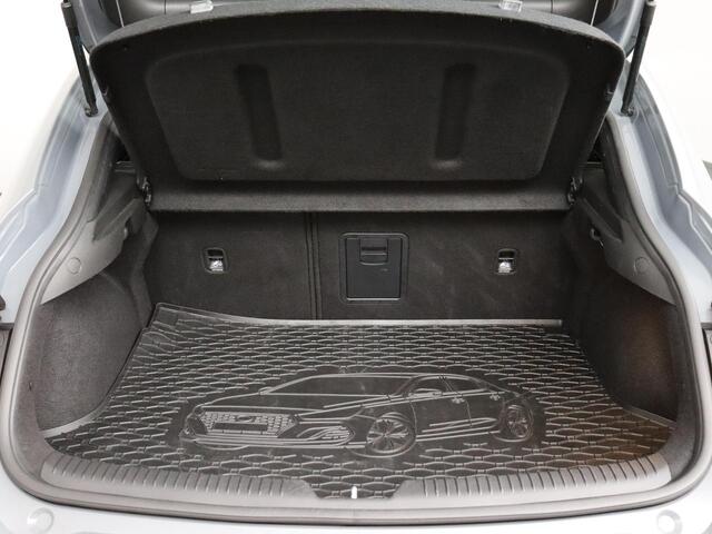 Hyundai I 30 Fastback 2.0 T-GDI N2 275PK! | Panoramadak! | Achteruitrijcamera | Performance Pack!