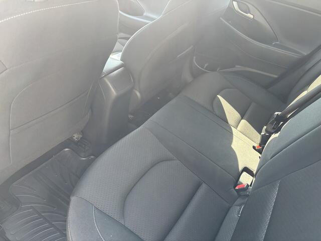 Hyundai I 30 5DRS 1.4 T-GDI 140pk Premium Carplay / Camera / All-Seasons