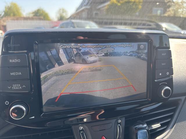 Hyundai I 30 5DRS 1.4 T-GDI 140pk Premium Carplay / Camera / All-Seasons