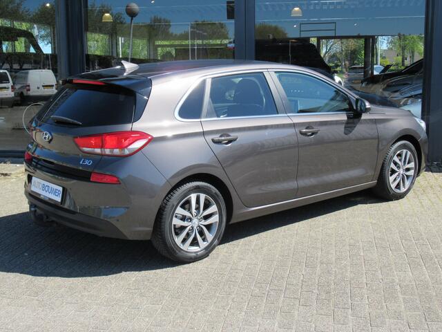 Hyundai I 30 1.0 T-GDI First Edition Dealer onderh | navi | tr.haak | cruise | LM velgen | LED kopl