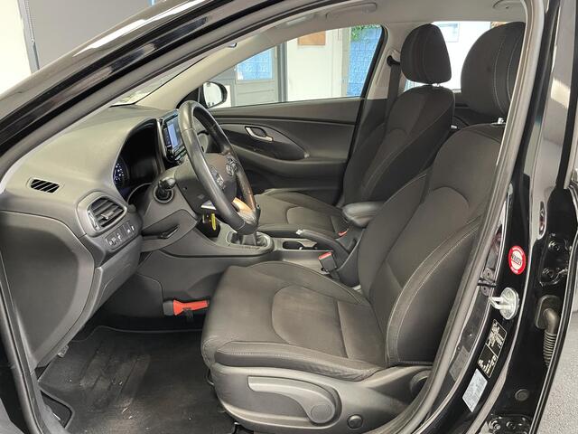 Hyundai I 30 1.0 T-GDI Comfort | CAMERA | CARPLAY | CLIMA | 2e-EIG |