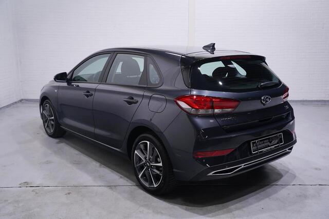 Hyundai I 30 1.0 T-GDi MHEV Comfort Smart Apple Carplay Navi Airco Achteruitrijcamera Stuur/Stoelverwarming