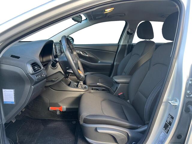 Hyundai I 30 5drs Comfort 1.0 T-GDI 120pk | NAVI | CLIMA | CAMERA| APPLE CARPLAY / ANDROID AUTO |