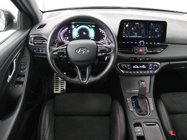 Hyundai I 30 1.5 T-GDi MHEV N Line | Stoelverwarming | Leder/Alcantara | Adaptive cruise | Memory | Carplay | Camera | Navigatie | Keyless | Full LED | 18'' | Side Assist | Parkeerhulp
