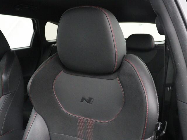 Hyundai I 30 1.5 T-GDi MHEV N Line | Stoelverwarming | Leder/Alcantara | Adaptive cruise | Memory | Carplay | Camera | Navigatie | Keyless | Full LED | 18'' | Side Assist | Parkeerhulp