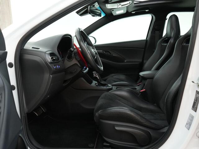 Hyundai I 30 Fastback N2 Performance 2.0 280pk T-GDI DCT Fastback |panoramadak|schaal stoelen|memory|launch control|stoelverwarming|Apple Carplay|stuurverwarming|achteruitrijcamera|19" lichtmetalen velgen|