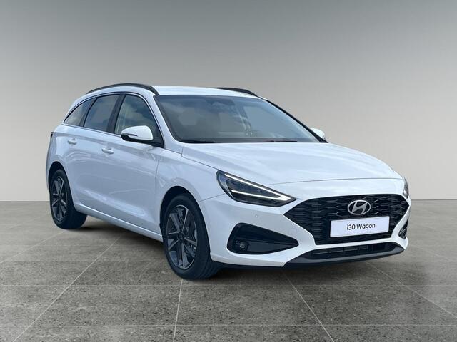 Hyundai I 30 Wagon Premium 1.6 T-GDi 150pk | LEDER | ELEK. VERSTELBARE STOELEN | CAMERA | APPLE CARPLAY / ANDROID AUTO | ADAPTIVE CRUISE | STOEL + STUURVERW. |
