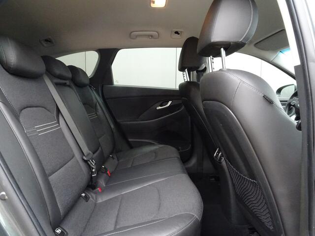 Hyundai I 30 Wagon 1.5 T-GDi MHEV Premium * 161 PK * LUXE UITV. !!