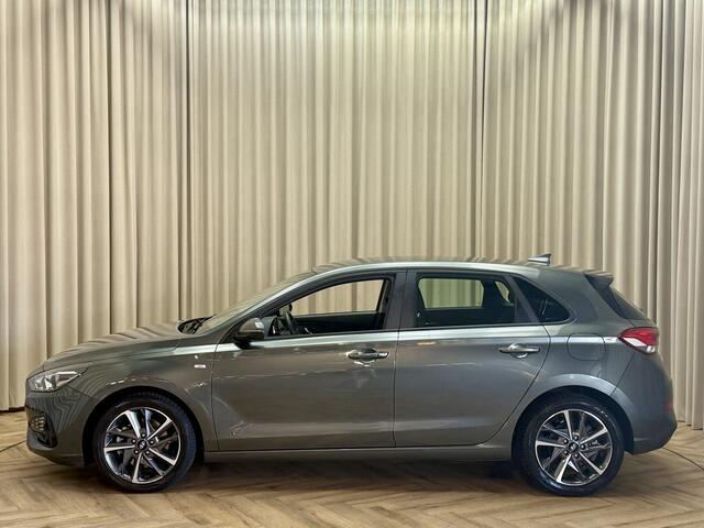 Hyundai I 30 1.0 T-GDi MHEV *1e Eigenaar!* Apple Carplay / Stoel/Stuurverwarming / Camera / Keyless / Dodehoekdetectie / 17"LMV