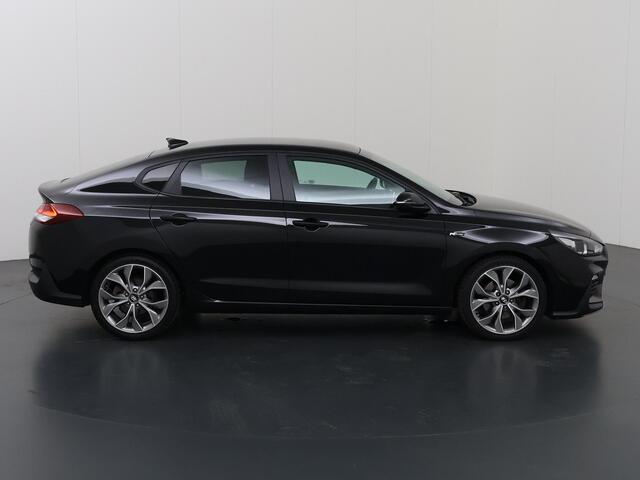 Hyundai I 30 Fastback 1.4 T-GDI N Line | Trekhaak | Parkeercamera | Keyless Go | Climate Control | Cruise Control | Navigatie via Apple Carplay / Android Auto |