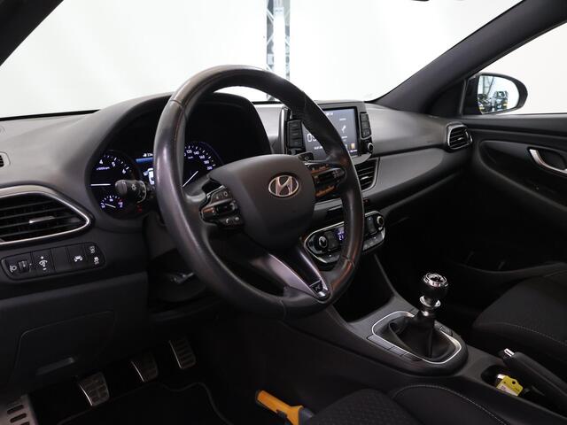 Hyundai I 30 Fastback 1.4 T-GDI N Line | Trekhaak | Parkeercamera | Keyless Go | Climate Control | Cruise Control | Navigatie via Apple Carplay / Android Auto |