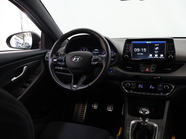 Hyundai I 30 Fastback 1.4 T-GDI N Line | Trekhaak | Parkeercamera | Keyless Go | Climate Control | Cruise Control | Navigatie via Apple Carplay / Android Auto |