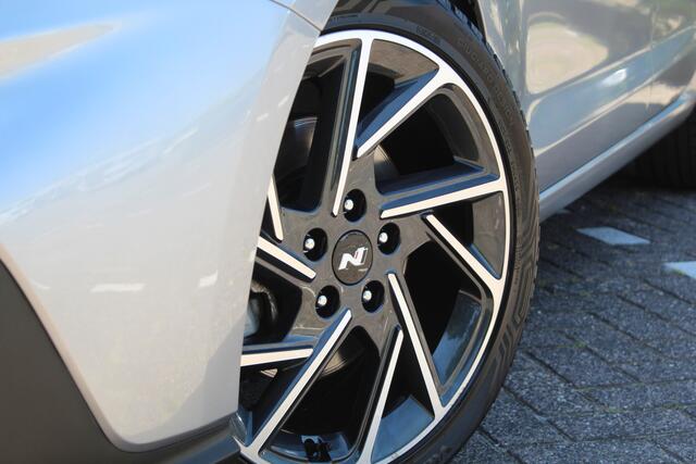 Hyundai I 30 1.5 T-GDi MHEV N Line | Rijklaar | Elek.stoel + Memory | Apple/Android | Stoelverw. | Blind Spot | Keyless | Sensoren v+a | Camera