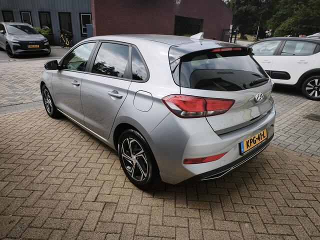 Hyundai I 30 1.0 T-GDi MHEV Comfort Navi-Carplay Stoel-Stuurverwarming Camera Climate Airco