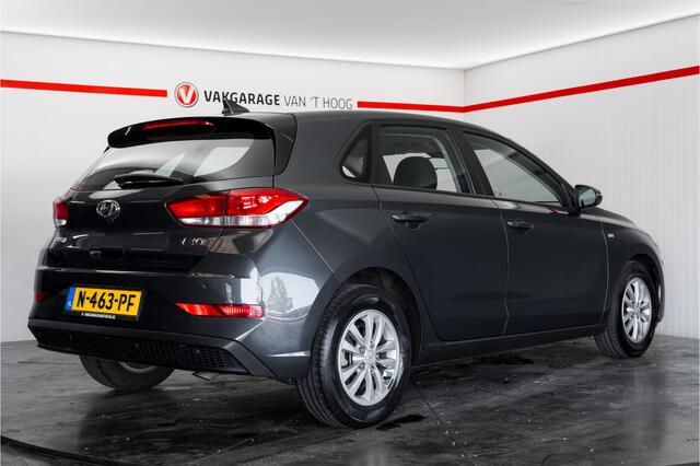 Hyundai I 30 1.5 T-GDi MHEV Premium Camera|Stoelverwarming|Applecarplay|Stuurverwarming|