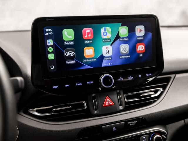 Hyundai I 30 Wagon 1.0 T-GDi MHEV Comfort Smart Automaat (APPLE CARPLAY, 1e EIGENAAR, GROOT NAVI, CAMERA, CLIMATE, SPORTSTOELEN, GETINT GLAS, CRUISE, NIEUWE APK, NIEUWSTAAT)