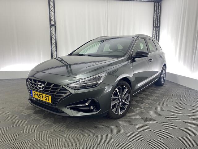 Hyundai I 30 Wagon 1.5 T-GDi MHEV Premium Apple carplay | Trekhaak | Leer | Stoel- en stuurverw. | Stoelventilatie | Camera