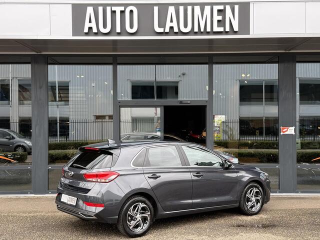 Hyundai I 30 1.5 T-GDi MHEV Comfort Smart 160 PK Navi Camera Carplay LED DAB Keyless LM Velgen