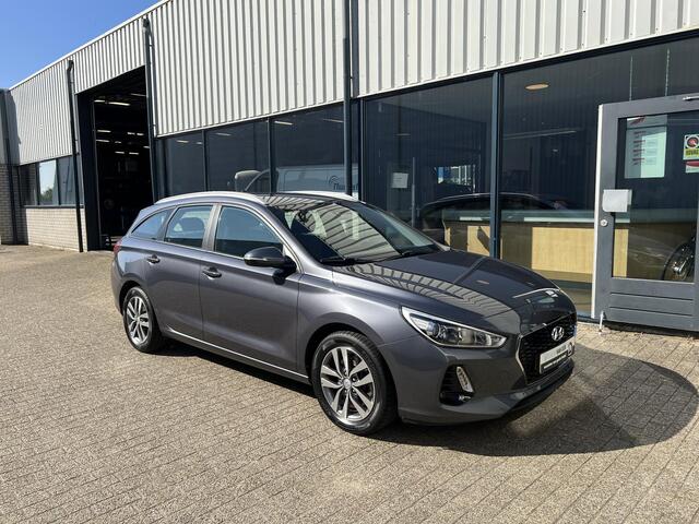 Hyundai I 30 Wagon 1.0 T-GDI i-Motion volledige historie / navi / parkeersensoren