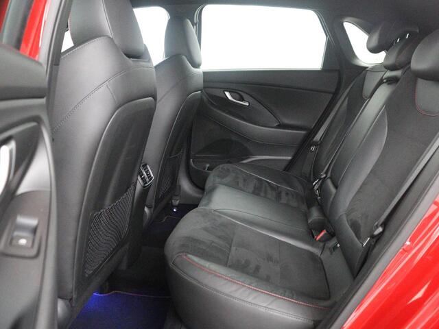 Hyundai I 30 1.5 T-GDi MHEV N Line | Leder/alcantara | Memory | Adaptive cruise | Dodehoek detectie | Stoelverwarming | Navigatie | Carplay | Climate control | Camera | Park assist