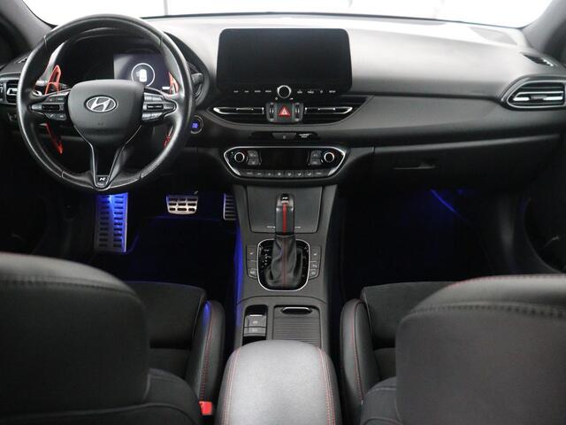 Hyundai I 30 1.5 T-GDi MHEV N Line | Leder/alcantara | Memory | Adaptive cruise | Dodehoek detectie | Stoelverwarming | Navigatie | Carplay | Climate control | Camera | Park assist