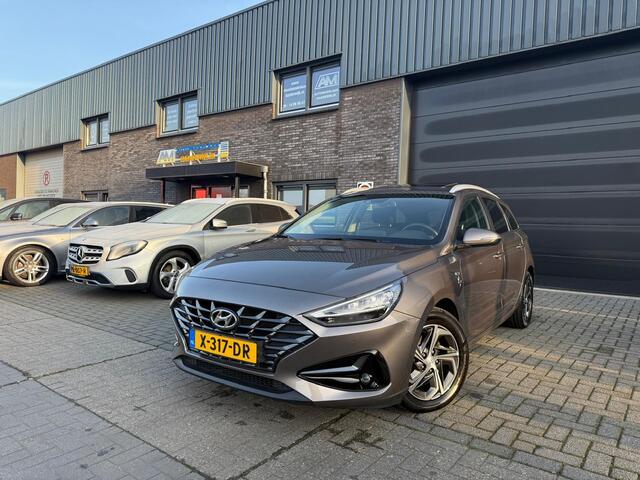 Hyundai I 30 Wagon 1.5 T-GDi MHEV Premium | 1E EIGENAAR | 3/6/12MND GARANTIE| LED | CARPLAY | SCHUIFDAK | DAB | NAVI | CRUISE | 160PK |