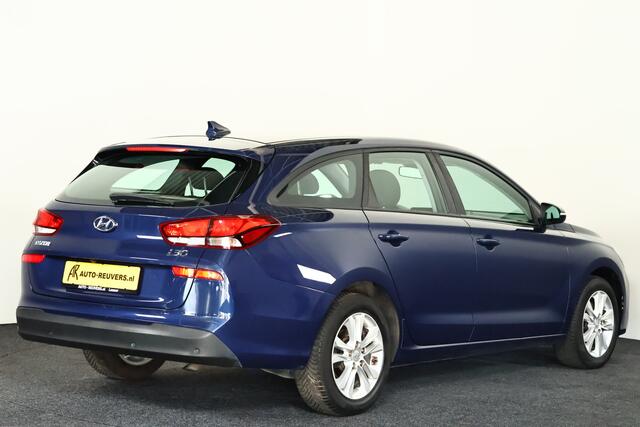 Hyundai I 30 Wagon 1.4 Navi / Cruisecontrol / PDC / CarPlay / Airco
