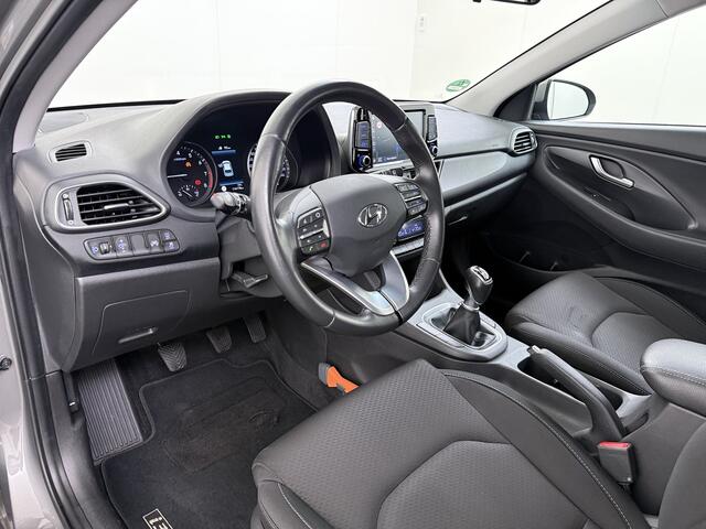 Hyundai I 30 5Drs 120PK Trekhaak Camera Ecc Android Auto Apple Carplay Navi Pdc Comfort Cruise Control Led Bluetooth DAB Lane Assist Issofix Origineel Nederlandse Auto