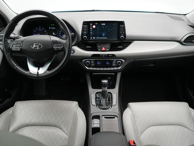 Hyundai I 30 Wagon 1.4 T-GDI Premium 141pk | Panodak | Adaptive Cruise | Camera | Lederen Sportstoelen Memory & Ventilatie | Keyless | BLIS | Stoelen & Stuur Verwarmd | LED Koplampen | Navigatie | DAB |
