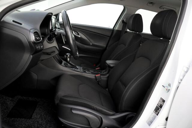 Hyundai I 30 Wagon 1.4 T-GDI Aut. PREMIUM CAMERA | CARPLAY | STUUR+STOELVERW | TREKHAAK | NAVI | DAB | PDC | LMV