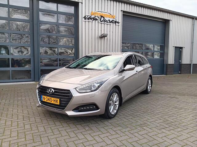 Hyundai I 40 Wagon 1.6 GDI Business Edition Cruise/Clima PDC v+a AUR-Camera Navi Stoelverw