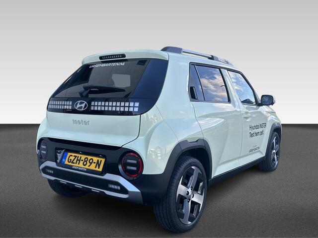 Hyundai INSTER Evolve Sky 49 kWh