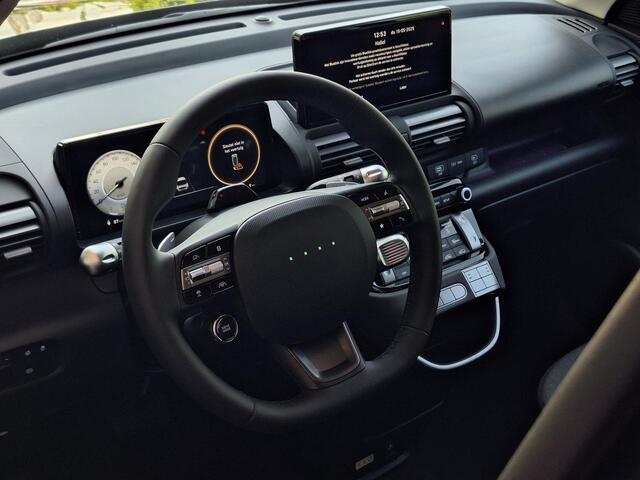 Hyundai INSTER Evolve Sky 49 kWh Winter & Tech | 3.000,- korting | Direct uit voorraad leverbaar |