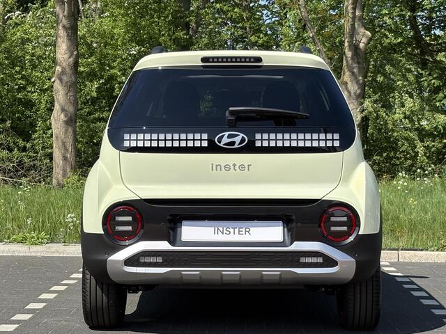 Hyundai INSTER Evolve Sky 49 kWh |¤3750 KORTING|360 CAMERA|STOELVERWARMING|SENSOREN VOOR & ACHTER| SCHUIF/-KANTEL DAK|
