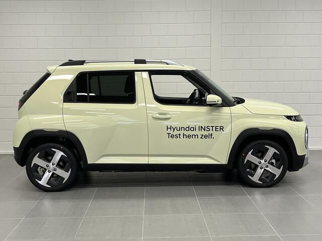 Hyundai INSTER Evolve 49 kWh Volledig Elektrisch met Navigatie, verwarmbare voorstoelen en Camera Uit voorraad leverbaar!
